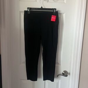 SPANX Very Black Cropped Leggings